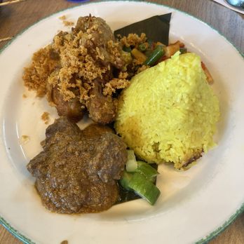 Satay Sate - Nasi kuning 5/5 - Indonesian Near Me - Toronto, Ontario