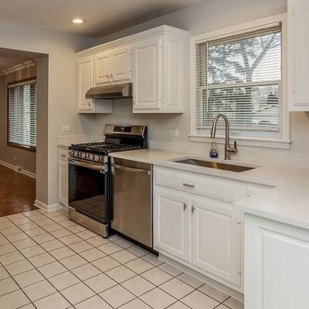 Color Luxe - Before updating kitchen - Painters Near Me