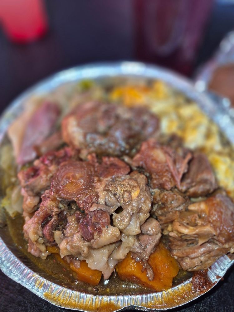 Food from Soulful Street Bites