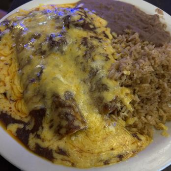 Larry's Original Mexican Restaurant - Chile Burrito Dinner - Mexican Near Me - Richmond, Texas Larry's Original Mexican Restaurant - Chile Burrito Dinner - Mexican Near Me - Richmond, Texas