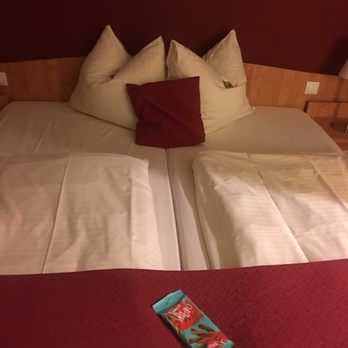 EuroStar Hotel - Treats for doggies and humans! Yay! - Hotels Near Me - Castrop-Rauxel, NW