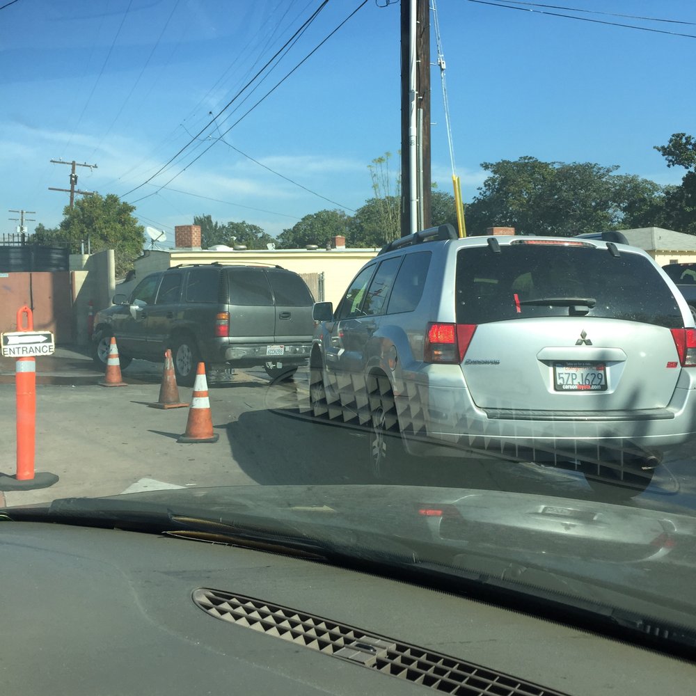 Tommy's Express Carwash - Place gets busy cleaning cars - Car Wash Near Me - Long Beach, California