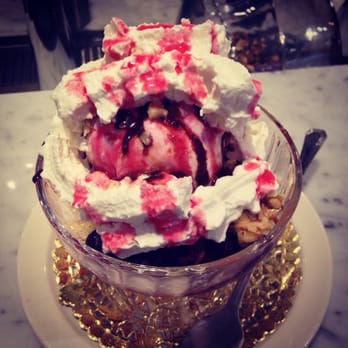 Lolli And Pops - Classic Sundae: vanilla bean & strawberry ice cream, w/ Amarena cherries, walnuts, Himalayan pink sea salt, whipped cream. - Candy Stores Near Me - Glendale, California