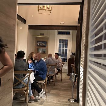 Sandbar - Bars Near Me - Cold Spring Harbor, New York