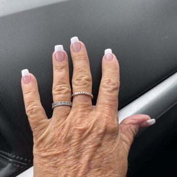 C T Nails - Lol hairs are so old , but my nails are gorgeous - Nail Salons Near Me - North Miami, Florida