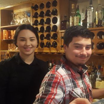 Symposium Restaurant & Pizza House - Nice but busy employees - Pizza Near Me - Davis, California