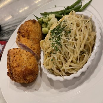 Duke's Steakhouse - Chicken cordon bleu - Steakhouses Near Me - Sparks, Nevada Duke's Steakhouse - Chicken cordon bleu - Steakhouses Near Me - Sparks, Nevada