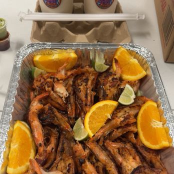 Mariscos El Pulpo - Mariscos Shrimp Camarones langostinos en la parilla con pepinos botanas Mariscos el Pulpo - Food Trucks Near Me - Vancouver, Washington