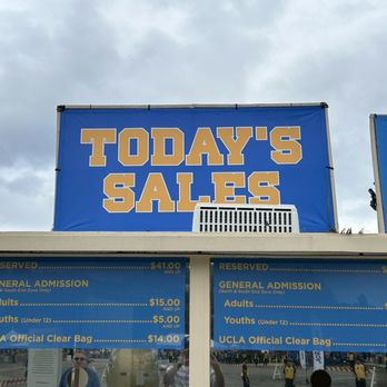 Rose Bowl Stadium - Selling game day tickets outside the stadium. Cheap prices against a random non conference opponent in early September. - Stadiums & Arenas Near Me - Pasadena, California