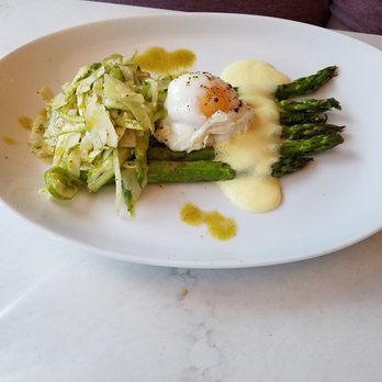 Nesso - 19-5 Antipasti - Asparagi con le Uova (asparagus & fennel, sous-vide egg, parmesan zabaglione, preserved lemon vinaigrette) - Italian Near Me - Indianapolis, Indiana Nesso - 19-5 Antipasti - Asparagi con le Uova (asparagus & fennel, sous-vide egg, parmesan zabaglione, preserved lemon vinaigrette) - Italian Near Me - Indianapolis, Indiana