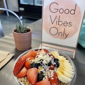 Swami Juice - Berrylicious - Juice Bars & Smoothies Near Me - Plantation, Florida Swami Juice - Berrylicious - Juice Bars & Smoothies Near Me - Plantation, Florida