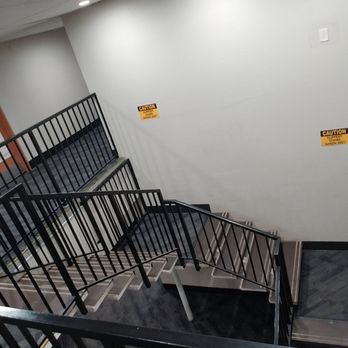 Rodeway Inn & Suites - Stairs - Hotels Near Me - Flagstaff, Arizona Rodeway Inn & Suites - Stairs - Hotels Near Me - Flagstaff, Arizona
