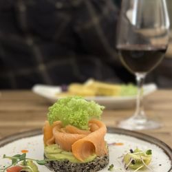 Huacas Peru - Salmon and quinoa
