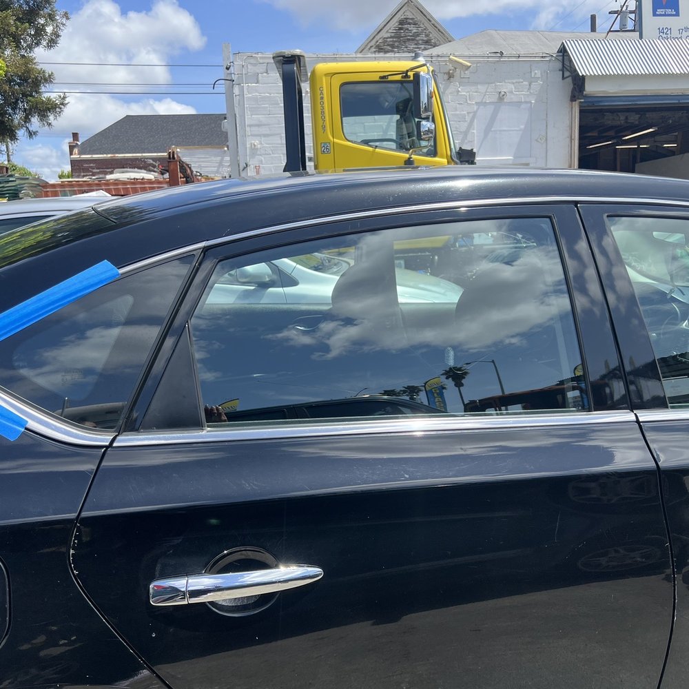 Le Auto Glass - Auto Glass Services Near Me - Oakland, California Le Auto Glass - Auto Glass Services Near Me - Oakland, California