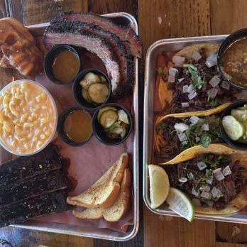 Apocalypse BBQ - Platter and tacos (not on menu anymore) - Food Trucks Near Me - Miami, Florida