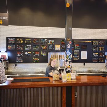 9 Mile Brewing - Brewpubs Near Me - Bloomington, Minnesota 9 Mile Brewing - Brewpubs Near Me - Bloomington, Minnesota