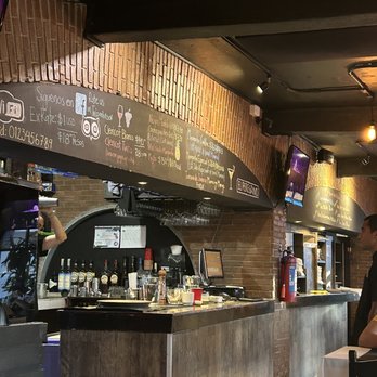 El Peregrino - Beverage station, where bar tender makes your drinks. - International Near Me - Cabo San Lucas, BCS El Peregrino - Beverage station, where bar tender makes your drinks. - International Near Me - Cabo San Lucas, BCS