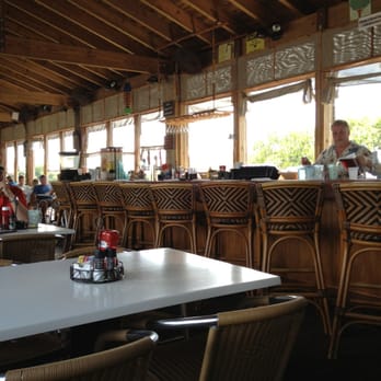Island Grill - Full bar - Seafood Near Me - Islamorada, Florida