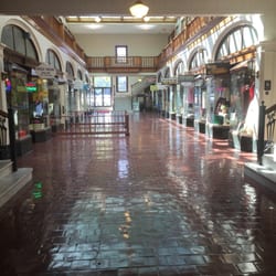 Miele Paula Head To Toe - Located on the second floor of this cute arcade by Coolidge