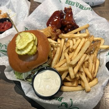 Beef 'O' Brady's - Build Your Own Premium Blend Burger - Chicken Wings Near Me - Panama City Beach, Florida Beef 'O' Brady's - Build Your Own Premium Blend Burger - Chicken Wings Near Me - Panama City Beach, Florida