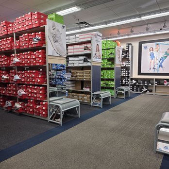 Rack Room Shoes - Shoe Stores Near Me - Germantown, Tennessee