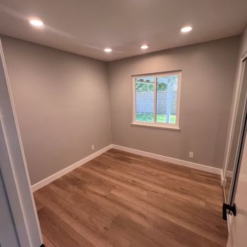 Hernandez Wholesale Flooring - Flooring Near Me - Santa Ana, California
