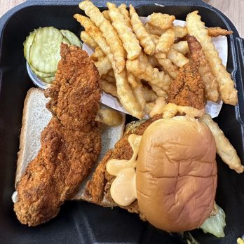 Dave's Hot Chicken - Dave's #3: 1 Tender & 1 Slider w/ Fries - Chicken Shop Near Me - Union City, California Dave's Hot Chicken - Dave's #3: 1 Tender & 1 Slider w/ Fries - Chicken Shop Near Me - Union City, California
