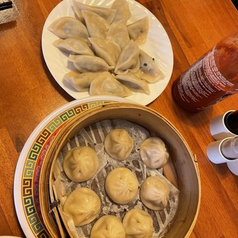 Mother's Dumplings - Juicy pork steamed buns and pork dumplings - Chinese Near Me - Toronto, Ontario Mother's Dumplings - Juicy pork steamed buns and pork dumplings - Chinese Near Me - Toronto, Ontario