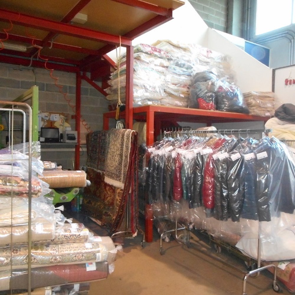 Top 10 Best Dry Cleaning near VIALE G. MARCONI 136, PESCARA, ITALY - Last  Updated January 2026 - Yelp, image size:1000x1000