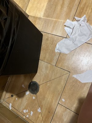 Q's Billiard Club & Restaurant by null