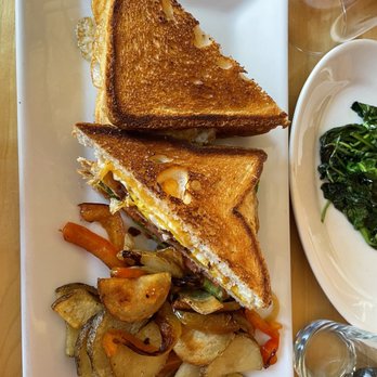 Izzy's 33 - Izzy's B.F. Sandwich Breakfast and Lunch - Breakfast & Brunch Near Me - Philadelphia, Pennsylvania Izzy's 33 - Izzy's B.F. Sandwich Breakfast and Lunch - Breakfast & Brunch Near Me - Philadelphia, Pennsylvania