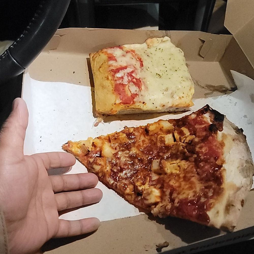 Naples Pizza - Bbq chicken ans Sicilian - Pizza Near Me - Farmington, Connecticut Naples Pizza - Bbq chicken ans Sicilian - Pizza Near Me - Farmington, Connecticut