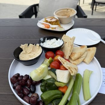 Barrel Oak Winery & Brewery - Wineries Near Me - Delaplane, Virginia Barrel Oak Winery & Brewery - Wineries Near Me - Delaplane, Virginia