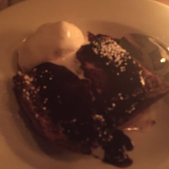 Freemans - Chocolate Brownie with Vanilla Ice Cream and Chocolate Sauce - Breakfast & Brunch Near Me - New York, New York
