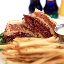 Brookfields Restaurant Rancho Cordova - Rueben Sandwich
