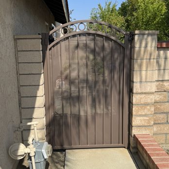 V General Construction  - Side entrance - Stucco Services Near Me - Whittier, California