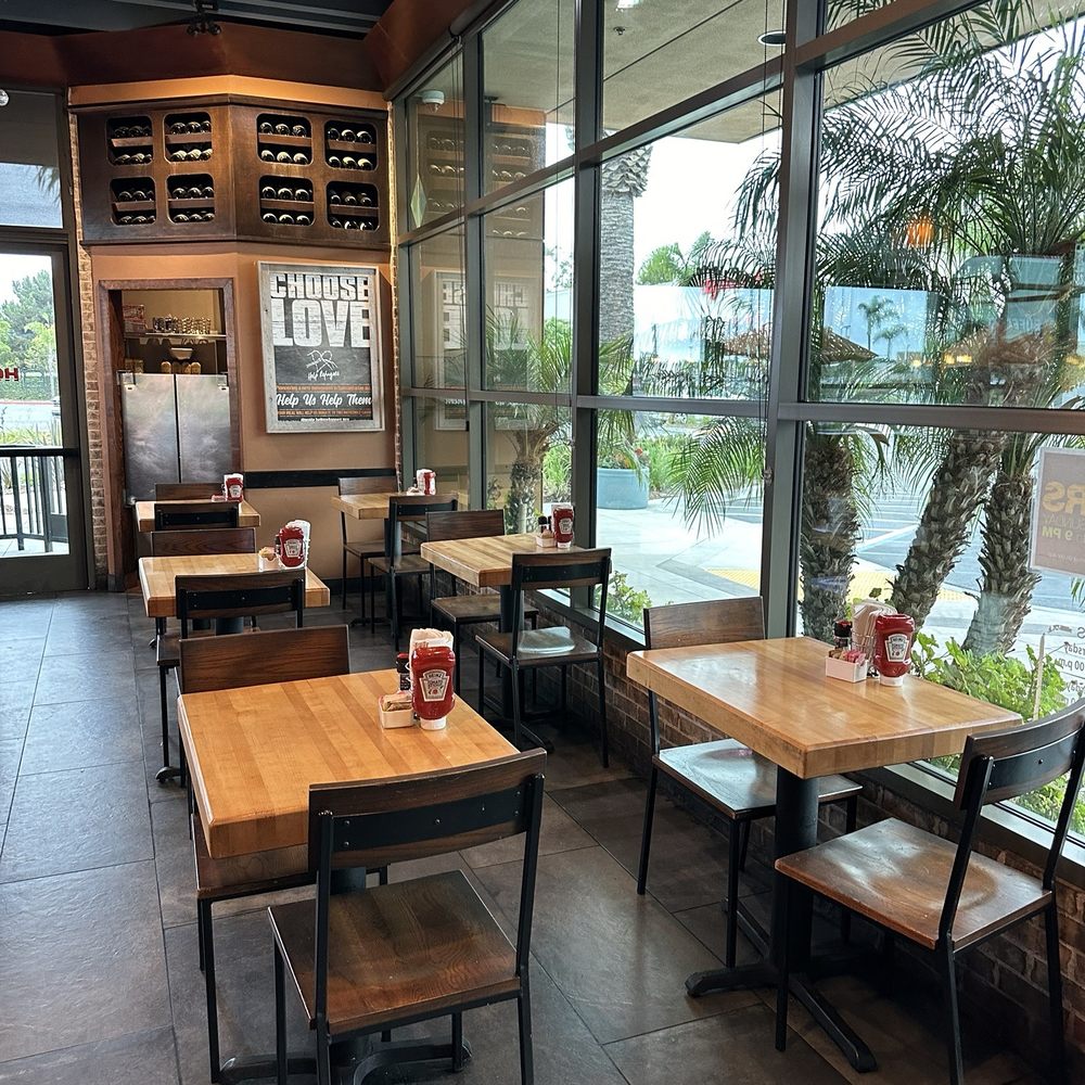 Hook Burger - Half of the dining area. Other half has booths 8-9-24 - Burgers Near Me - Oxnard, California