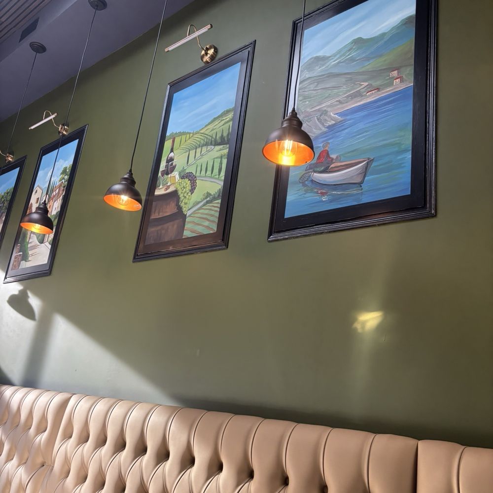 Bistro Arancini - Hand painted murals - Italian Near Me - Burlingame, California