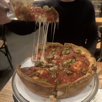 Giordano's - Deep dish - Pizza Near Me - Chicago, Illinois Giordano's - Deep dish - Pizza Near Me - Chicago, Illinois