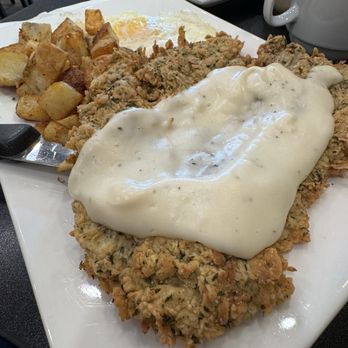 Como En Casa - Chicken Fried Steak with a twist in flavors. - Breakfast & Brunch Near Me - Grand Prairie, Texas