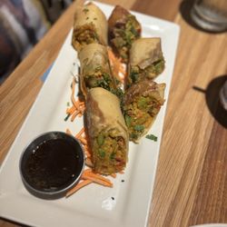 BJ's Restaurant & Brewhouse - Avocado Egg Rolls