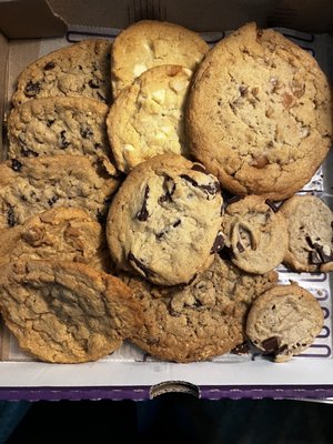 Insomnia Cookies by null
