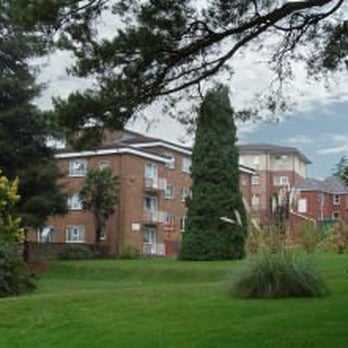 University Hall - Photo from Cardiff University website: www.cardiff.ac.uk - University Housing Near Me - Cardiff, CRF