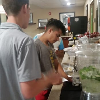 Hampton Inn Boise - Airport - Loved these fruit infused waters! - Hotels Near Me - Boise, Idaho Hampton Inn Boise - Airport - Loved these fruit infused waters! - Hotels Near Me - Boise, Idaho