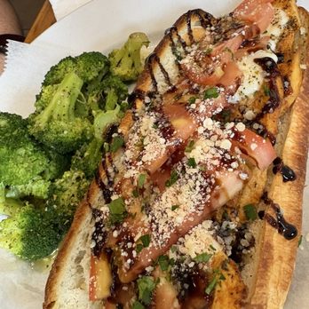 Cucina Pizza & Bar - Chicken & Mozzarella Hero Chicken & Mozzarella Hero. - Salad Near Me - Orlando, Florida