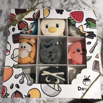 Daan Go Cake Lab - Desserts Near Me - Toronto, Ontario