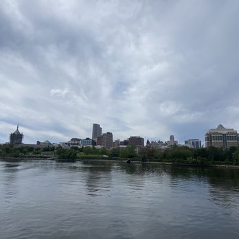 Dutch Apple Cruises & Tours - Boat Charters Near Me - Albany, New York