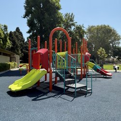El Marino Park - Play area