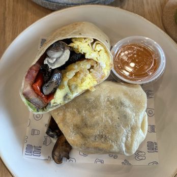 Camp Cove - Sunrise burrito with bacon - Cafes Near Me - Sacramento, California Camp Cove - Sunrise burrito with bacon - Cafes Near Me - Sacramento, California