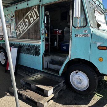 Da Bald Guy - Food Trucks Near Me - Kahuku, Hawaii Da Bald Guy - Food Trucks Near Me - Kahuku, Hawaii